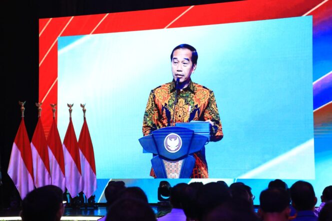 
					Presiden Apresiasi Polri Luncurkan Sistem OSS Perizinan Event