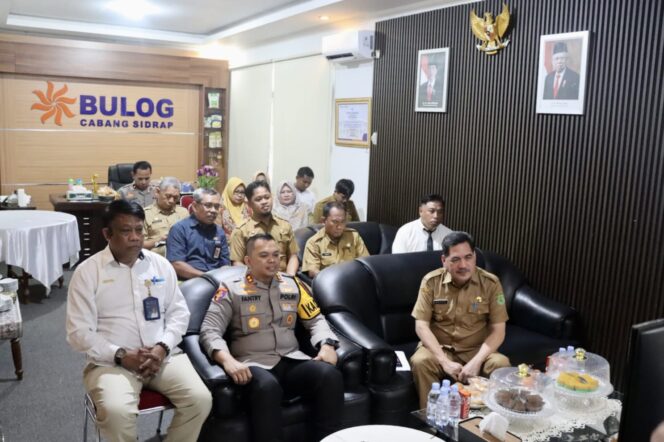 
					Sinergi Pusat-Daerah Kapolres Sidrap Ikut Rakor Penanggulangan Inflasi