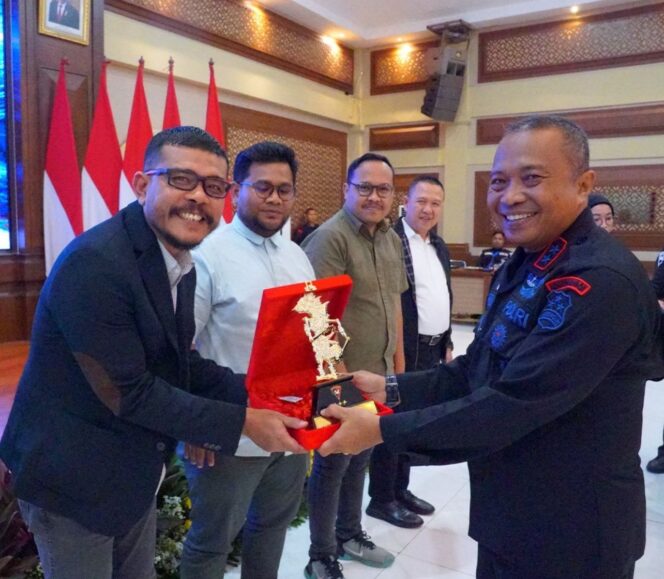 
					Kolaborasi dengan PP IWO Korps Brimob Polri Gelar Pelatihan Kehumasan Tahap II