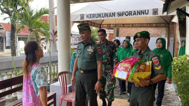 
					Sambut Natal, Kodim 1420/Sidrap Bagikan Bingkisan