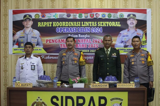 
					Polres Sidrap Gelar Rapat Koordinasi Operasi Lilin 2024