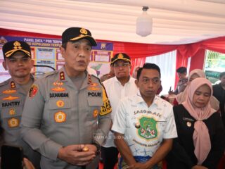 Didampingi Bupati Syaharuddin, Kapolda Sulsel Pastikan Arus Mudik di Sidrap Aman